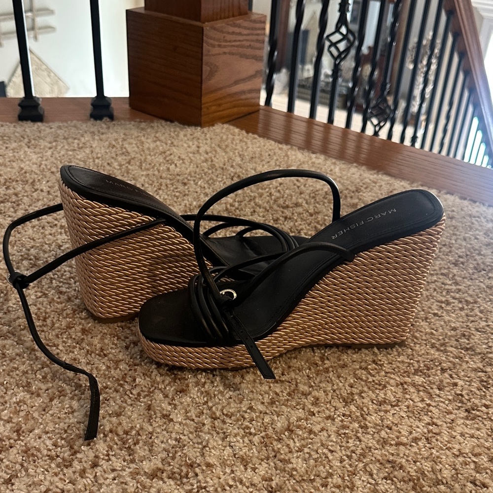 Marc Fisher Black and Tan Wedge Sandals